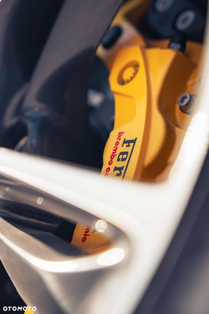 Ferrari 296 GTB - 16