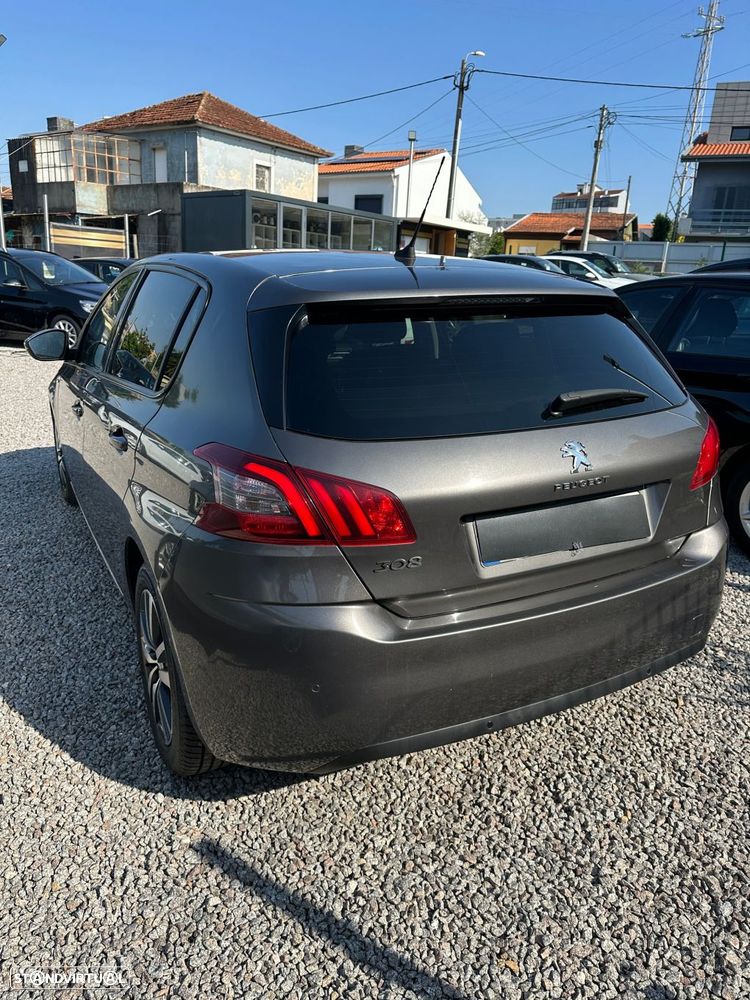Peugeot 308 - 21