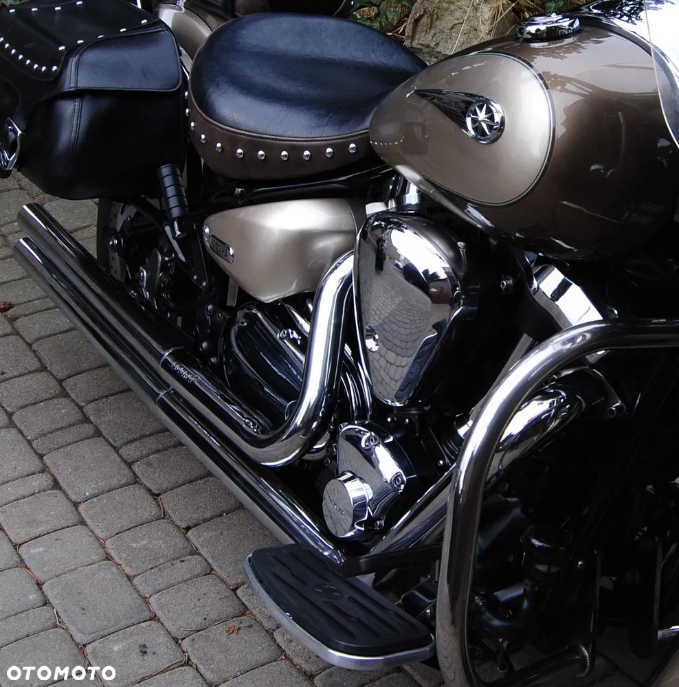Yamaha Road Star - 10