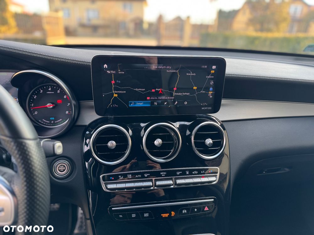 Mercedes-Benz GLC 300 e 4-Matic - 21