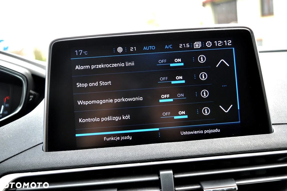 Peugeot 3008 1.2 PureTech Allure S&S - 25