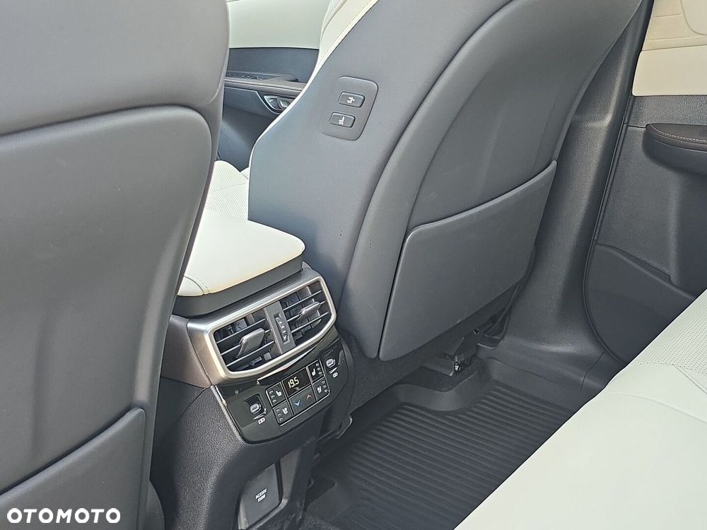 Lexus RX - 14