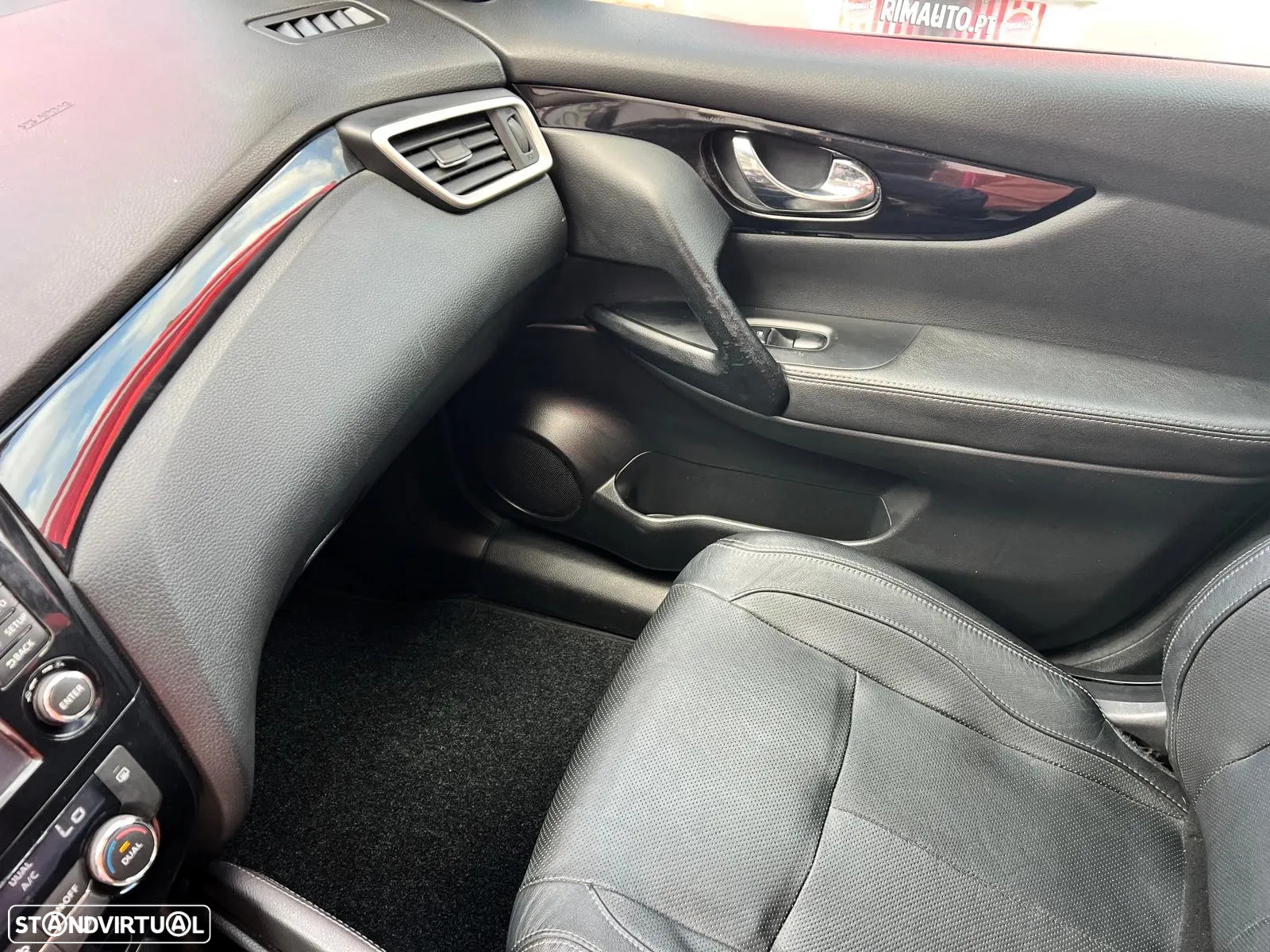 Nissan Qashqai 1.6 dCi N-Connecta 18 PS - 11