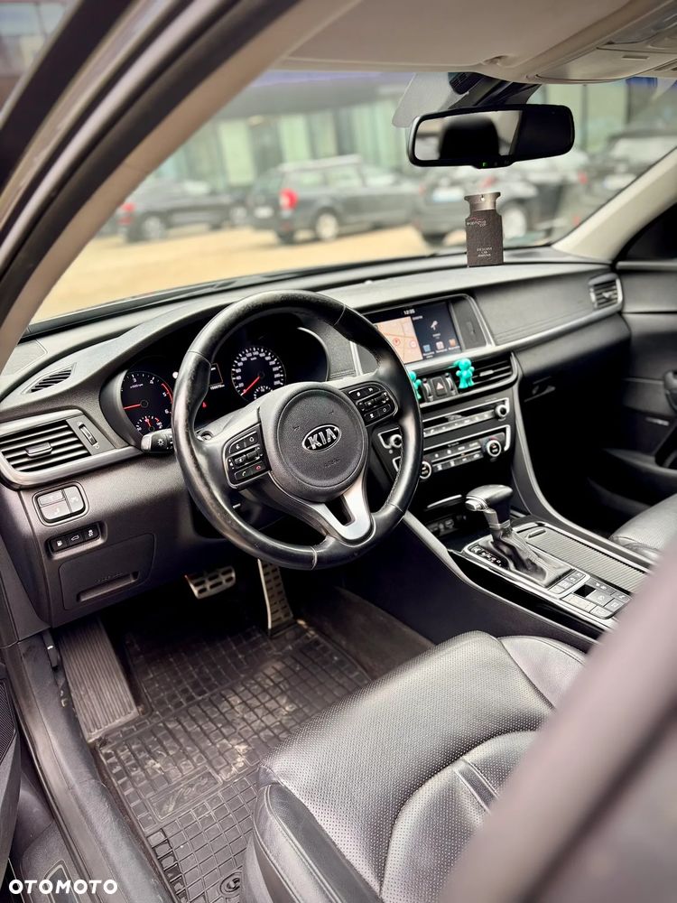Kia Optima 1.7 CRDI L DCT - 11