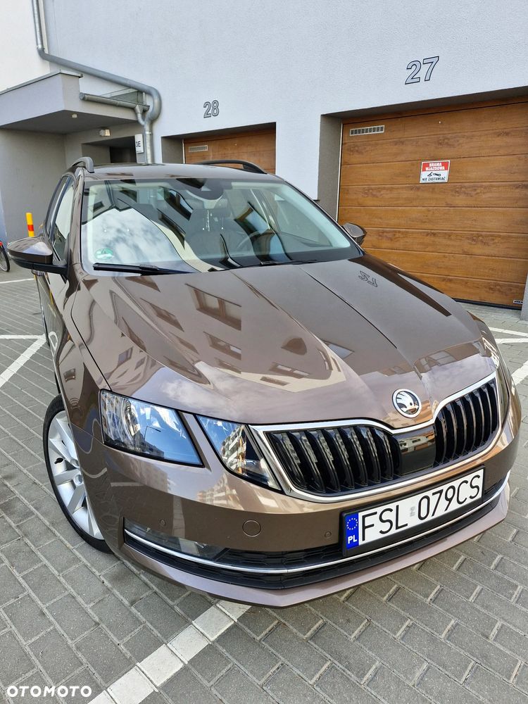 Skoda Octavia 2.0 TDI SCR Clever DSG - 2