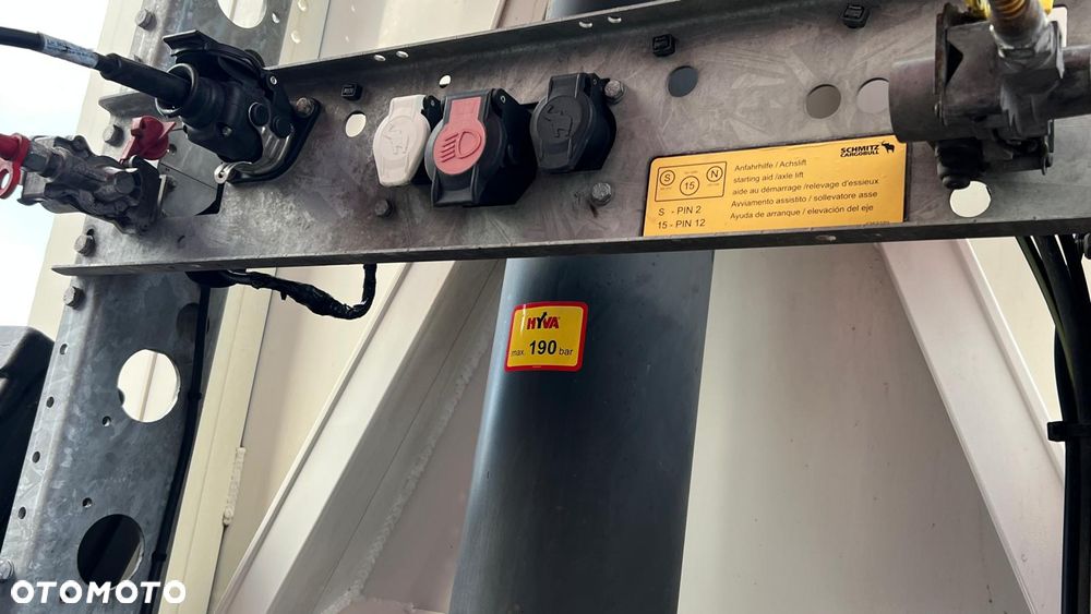 Schmitz Cargobull SGF S3 - 17