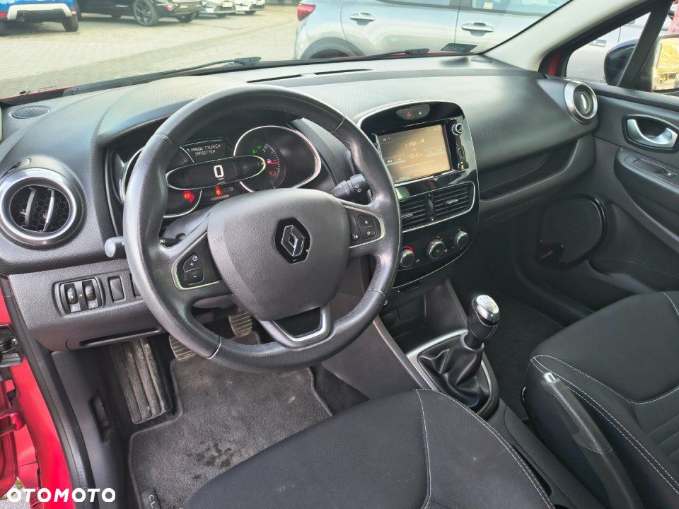 Renault Clio - 13