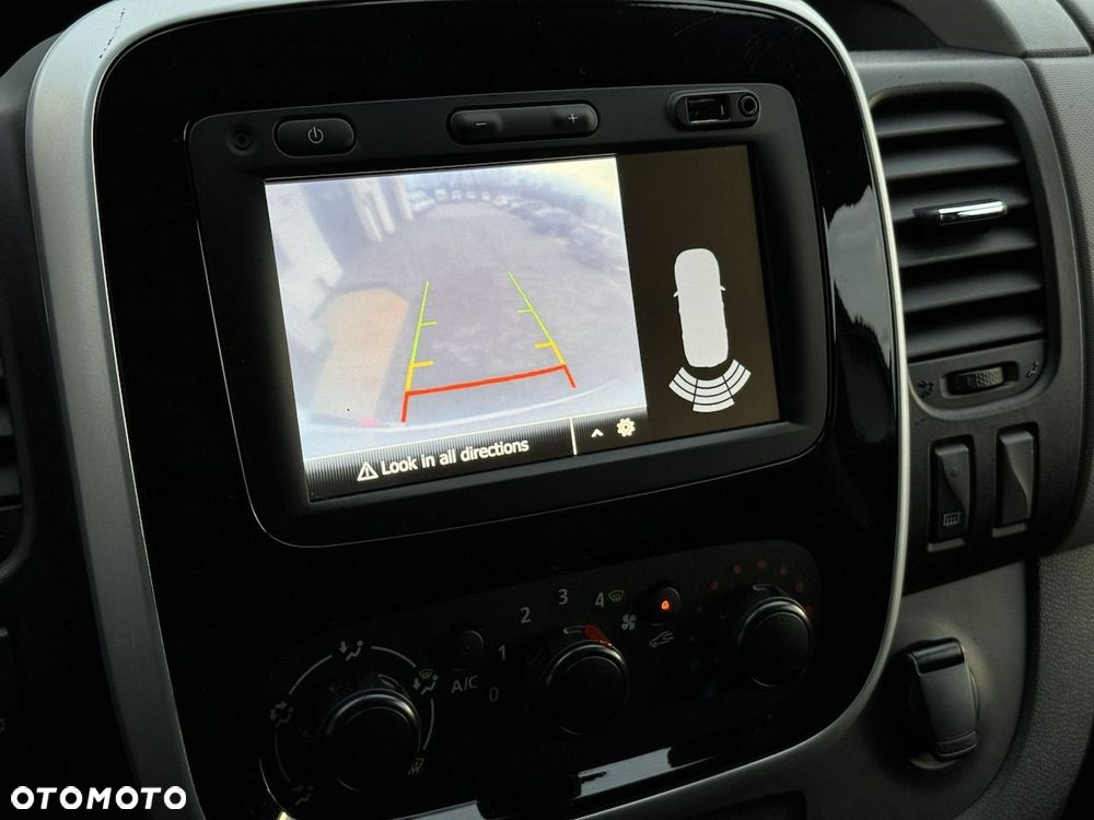 Renault Trafic - 21