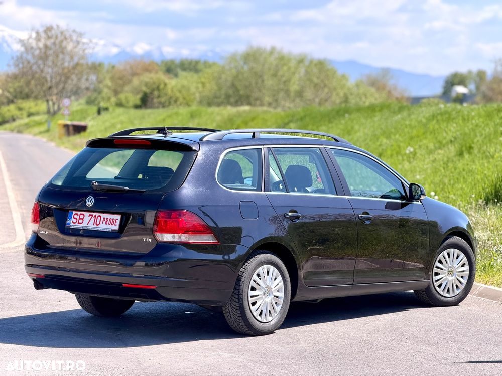 Volkswagen Golf 2011 photo 2