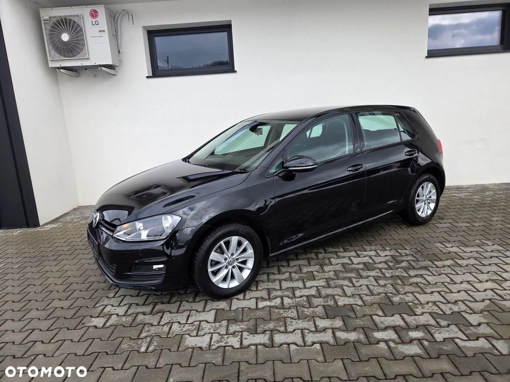 Volkswagen Golf - 15