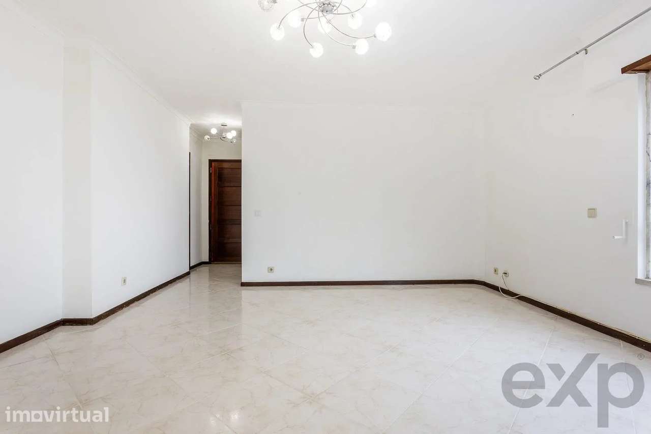 Apartamento T3 com garagem - Grande imagem: 4/22