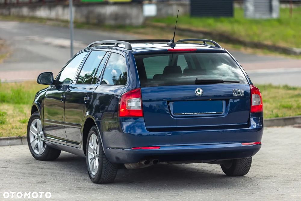 Skoda Octavia 2.0 TDI DPF DSG Elegance - 14