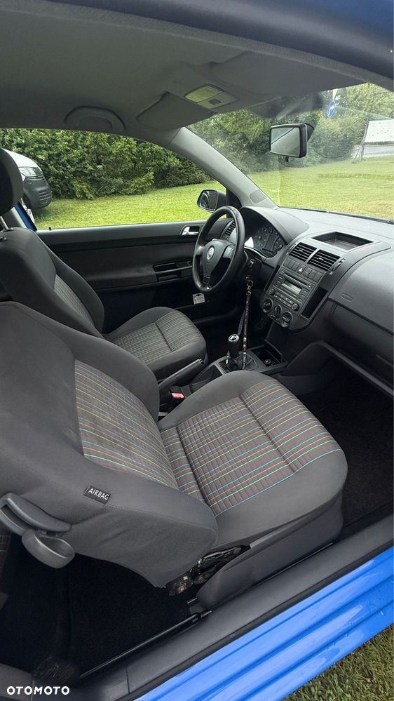Volkswagen Polo - 7