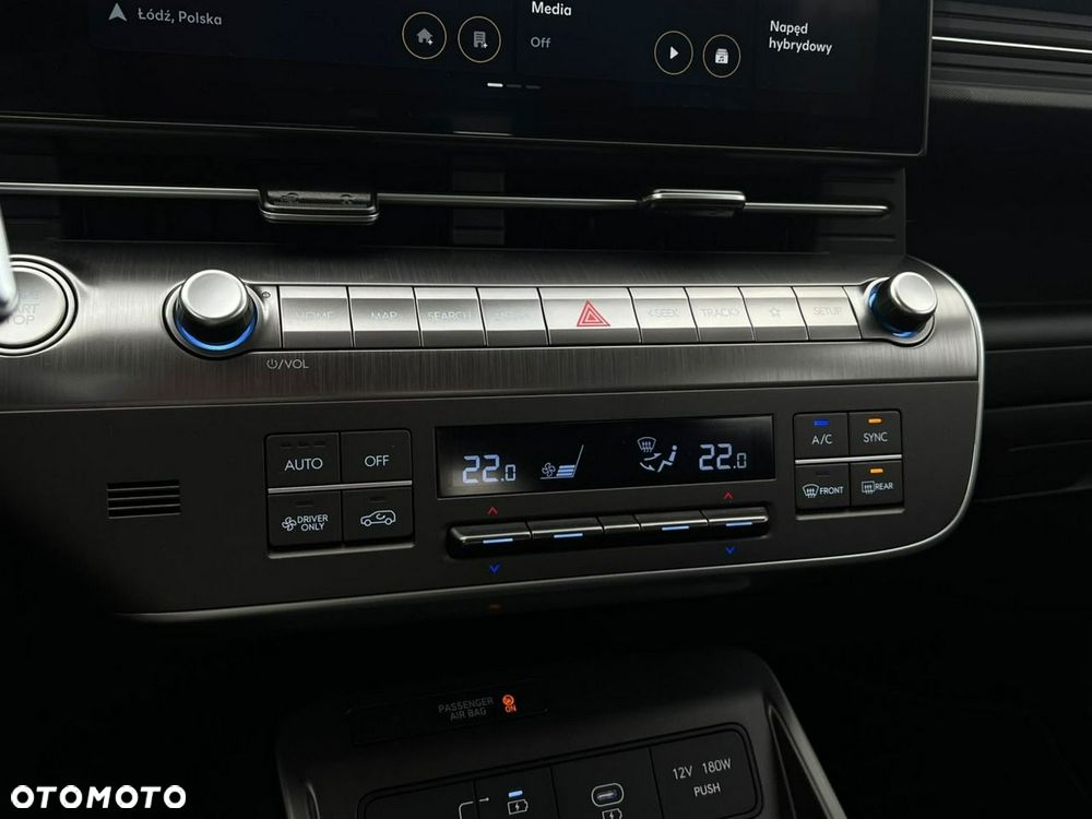 Hyundai Kona - 24