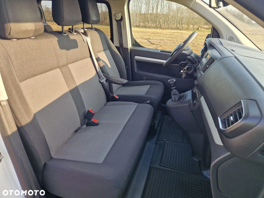Opel Vivaro - 19