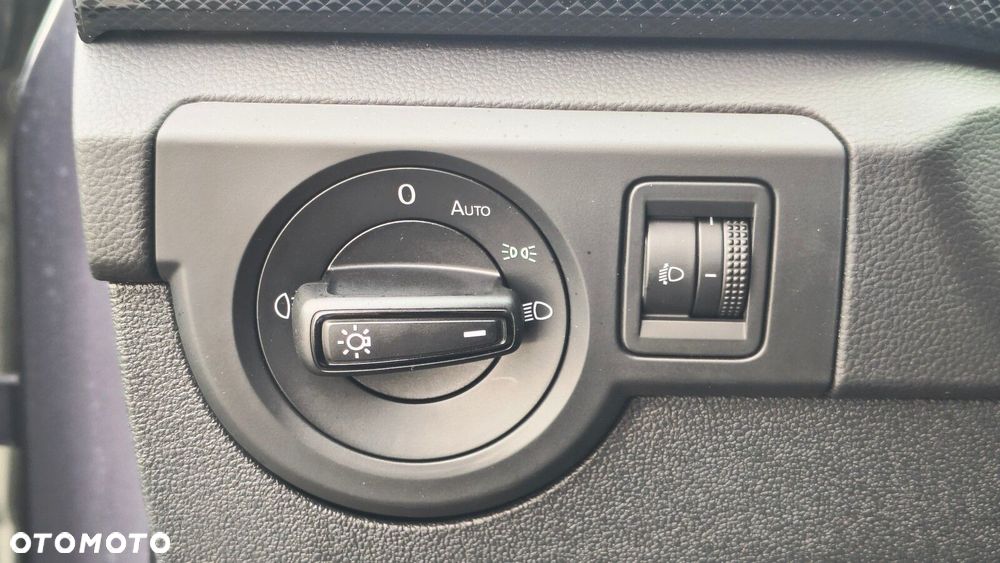 Volkswagen T-Cross - 12