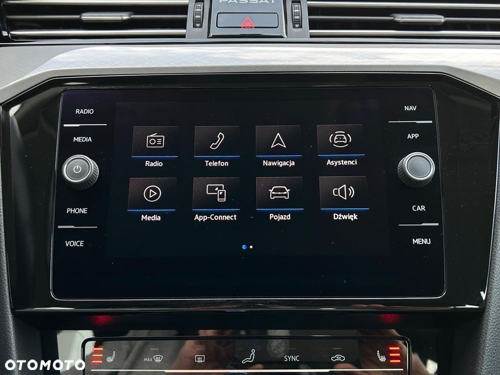 Volkswagen Passat 2.0 TSI Business DSG - 27