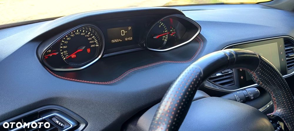 Peugeot 308 BlueHDi FAP 150 EAT6 Stop&Start GT-Line Edition - 21