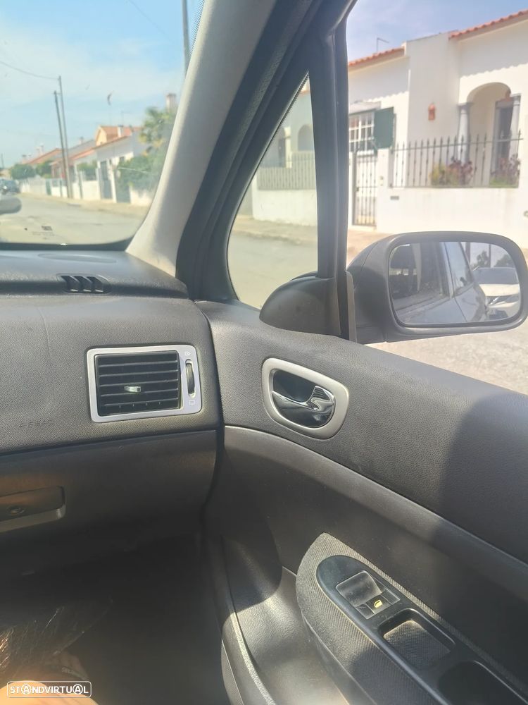 Peugeot 307 1.6 HDi Premium - 13