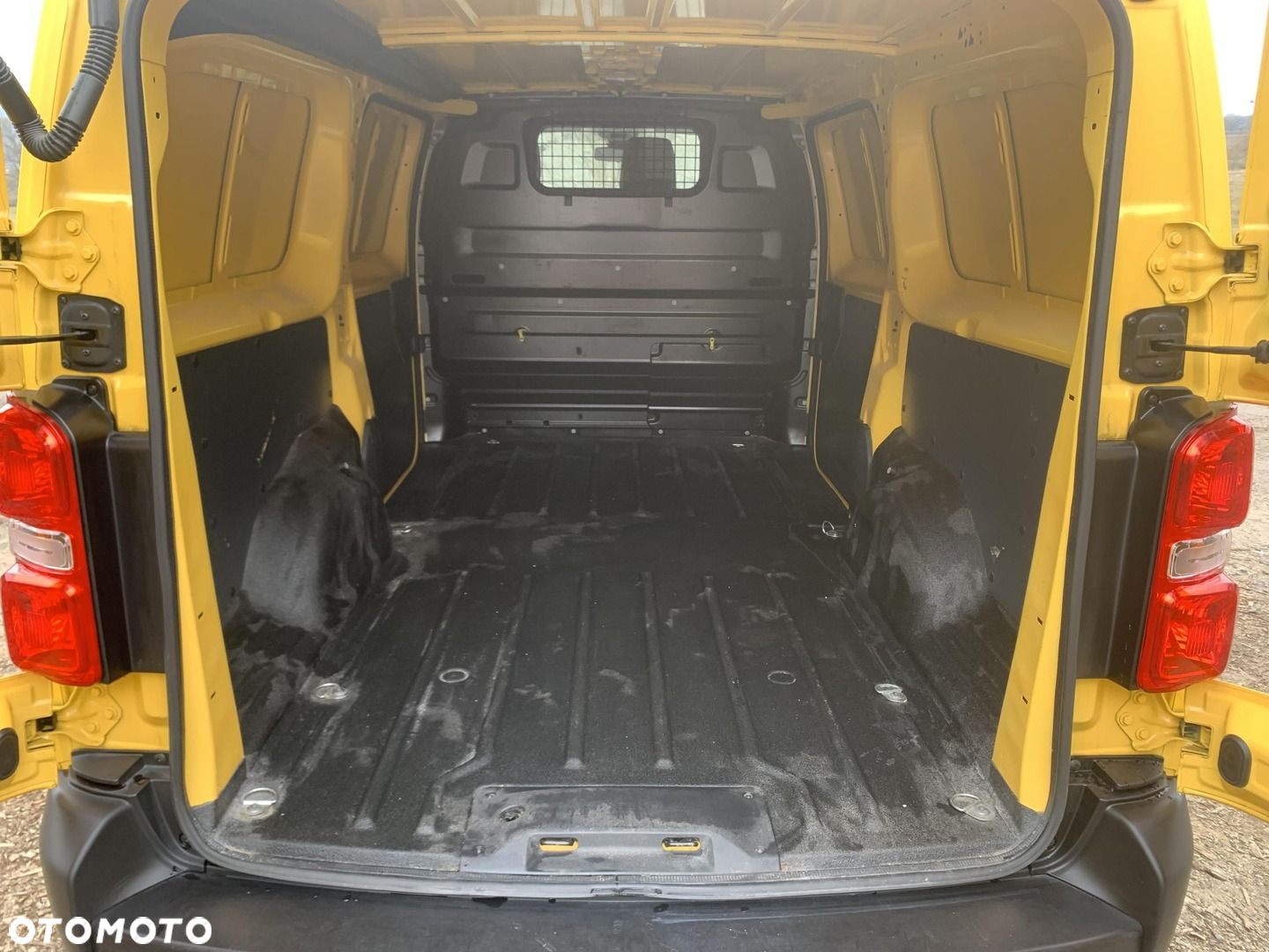Toyota PROACE - 11