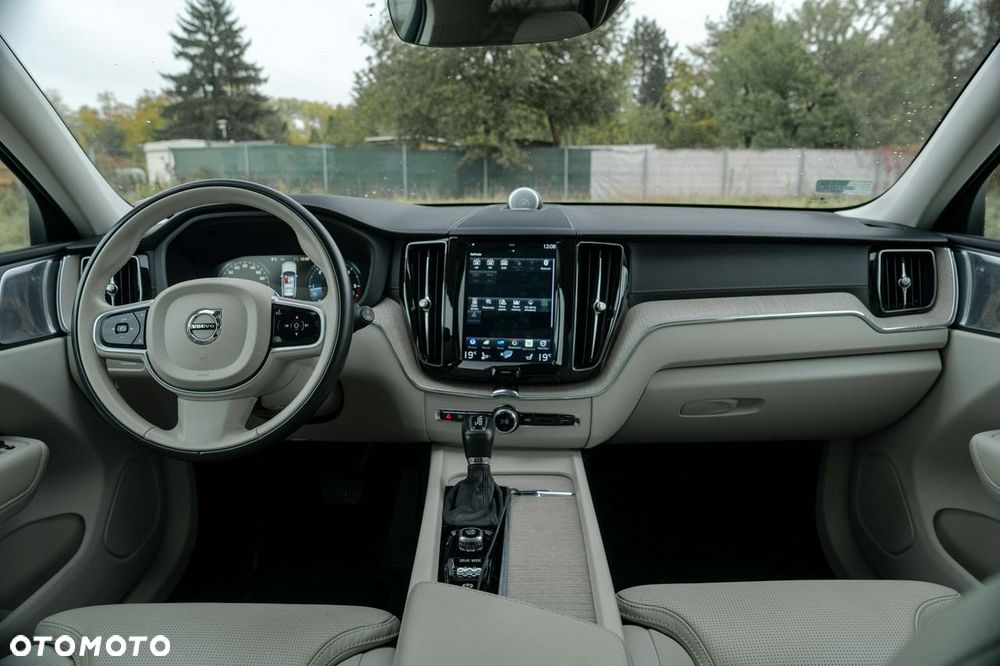 Volvo XC 60 D4 AWD Geartronic Inscription - 20