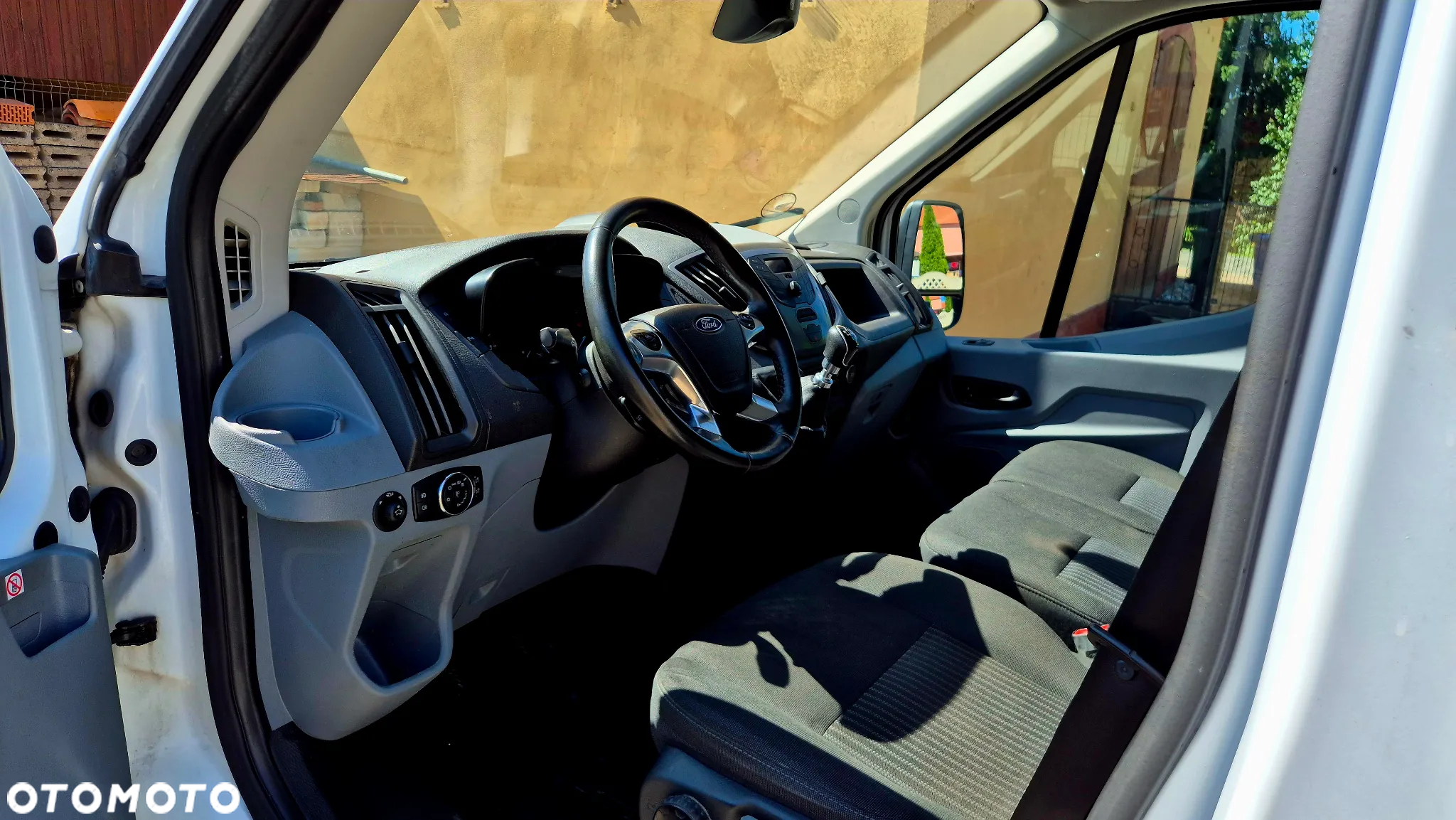 Ford Transit - 13