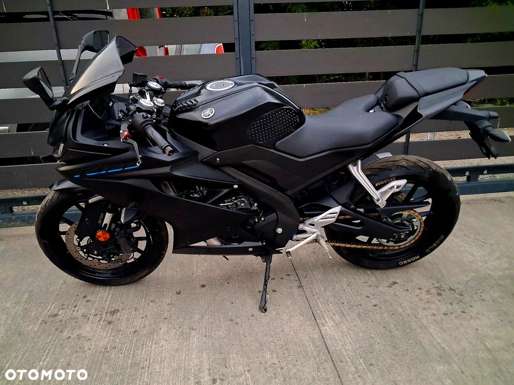 Yamaha YZF - 2