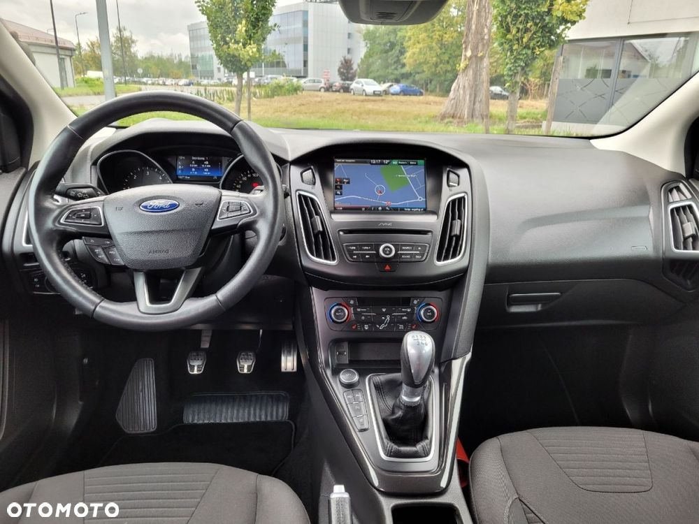 Ford Focus 2.0 TDCi ST-Line ASS - 21