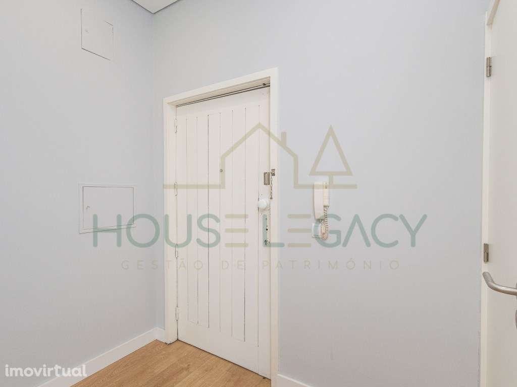 T0+1 próximo à Câmara Matosinhos - Grande imagem: 2/27