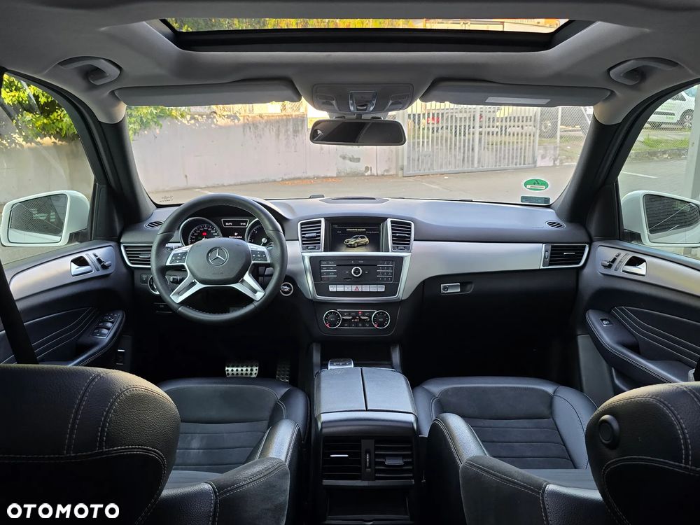 Mercedes-Benz ML 350 BlueTec 4-Matic - 7