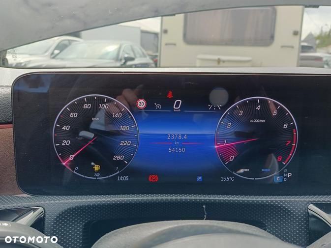 Mercedes-Benz CLA 200 AMG Line 7G-DCT - 7