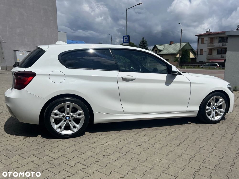 BMW Seria 1 116i - 5