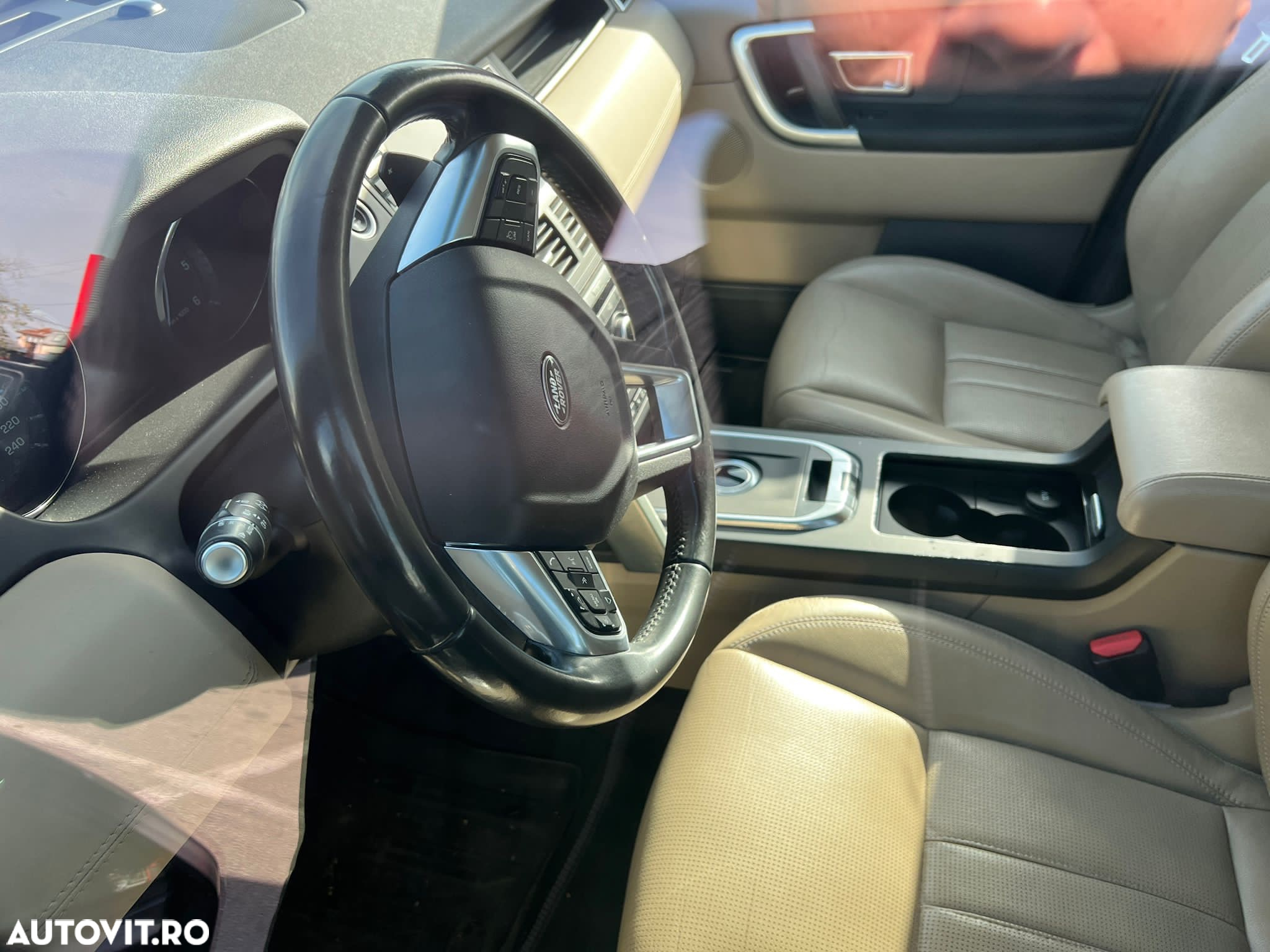 Land Rover Discovery Sport - 6