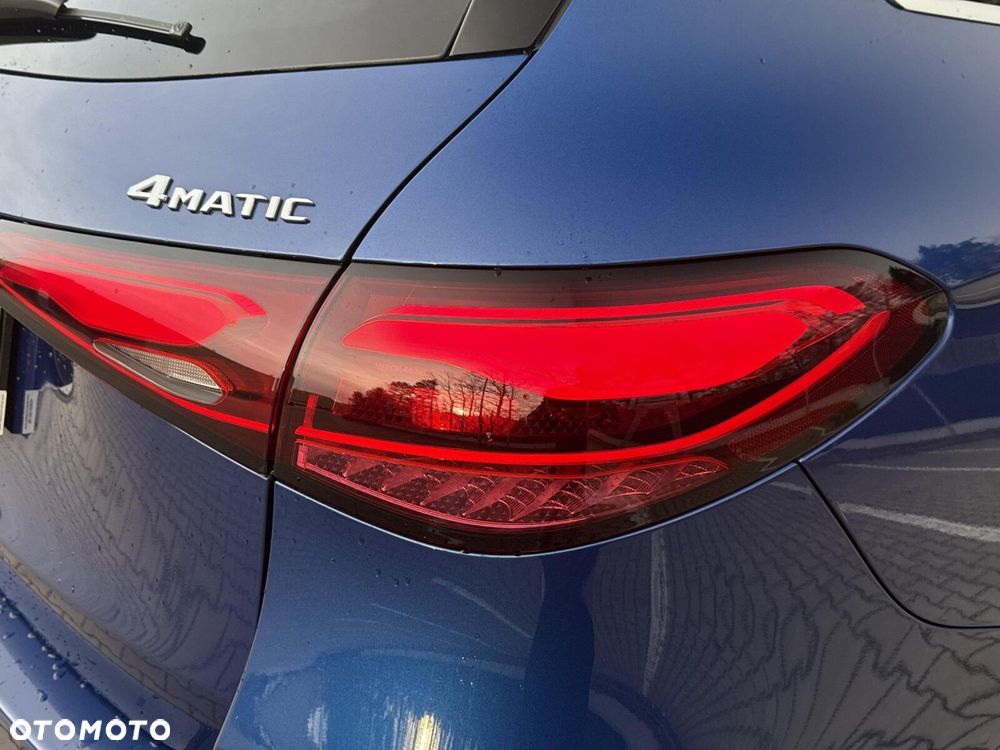 Mercedes-Benz GLC - 13