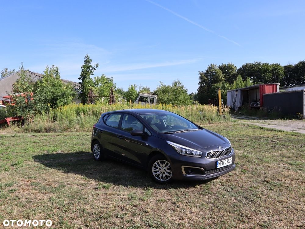 Kia Ceed Cee'd 1.6 CRDi M - 3