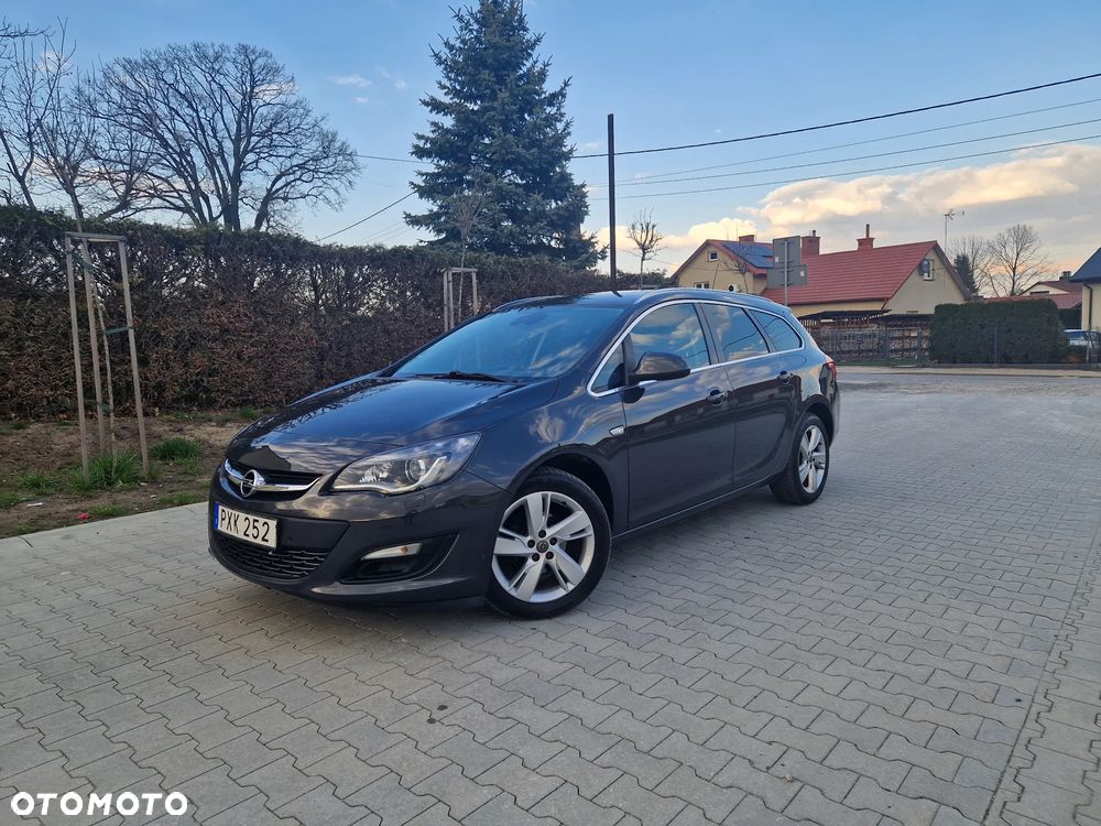Opel Astra 1.4 Turbo Cosmo - 1