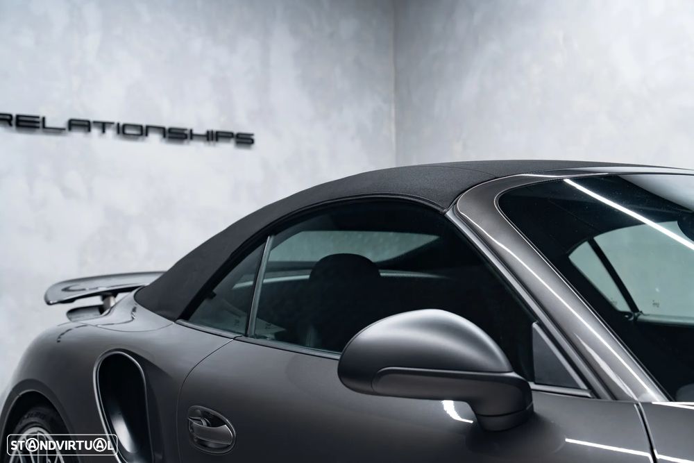 Porsche 911 (991) Turbo S Cabriolet - 14