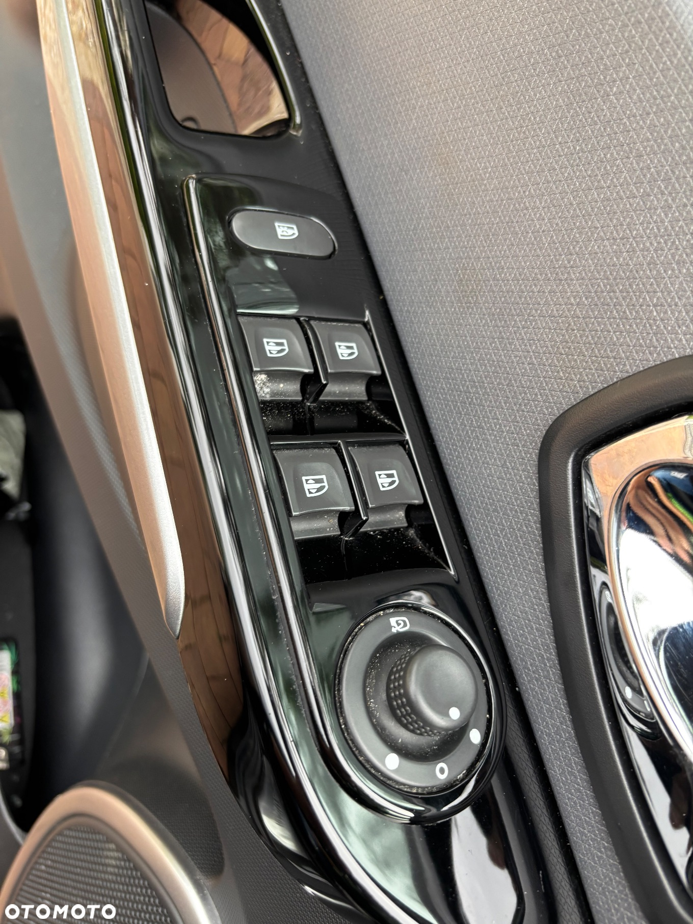 Renault Clio ENERGY TCe 120 EDC GT - 11