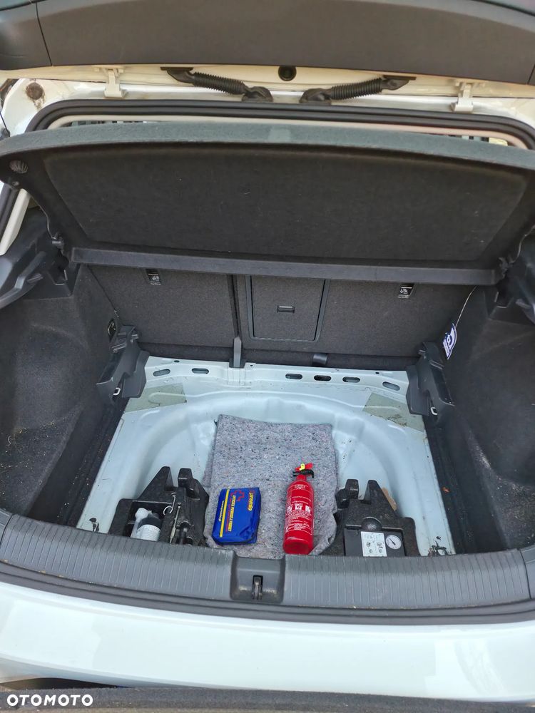 Volkswagen T-Roc 1.5 TSI ACT Advance - 13