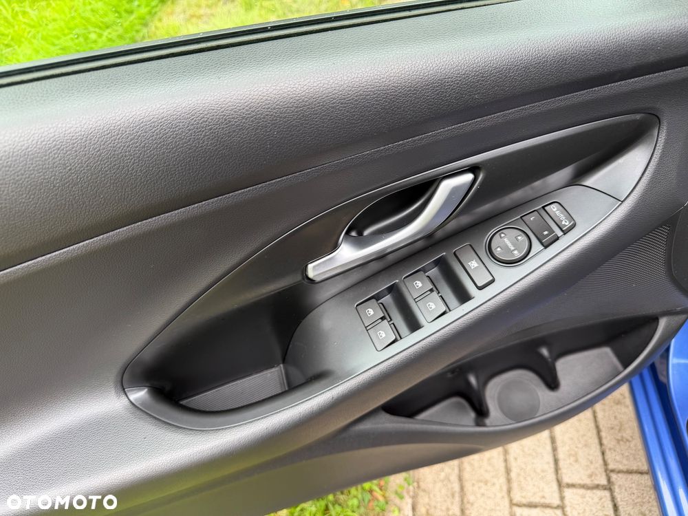 Hyundai i30 1.0 T-GDI YES!+ - 26