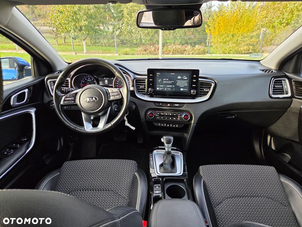 Kia XCeed - 13
