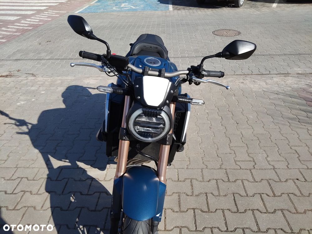 Honda CB - 30