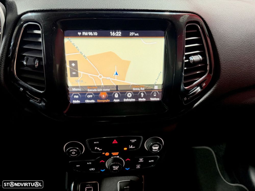 Jeep Compass 1.6 M-Jet Limited - 26