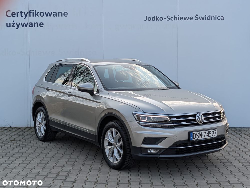 Volkswagen Tiguan - 2