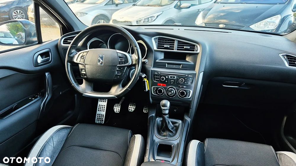 Citroën DS4 1.6 VTi SoChic - 34