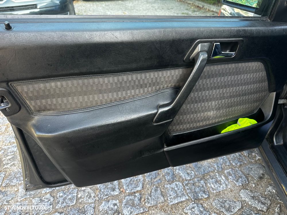 Mercedes-Benz W201 (1982-1993) 190 D 2.0 - 33