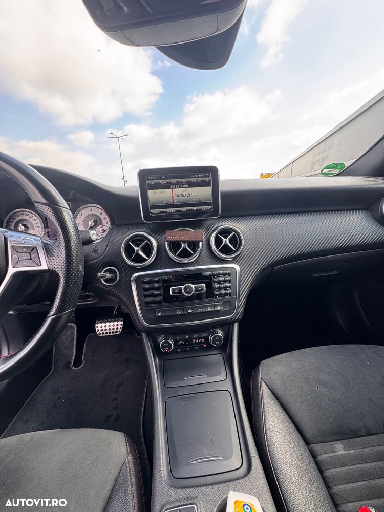 Mercedes-Benz A 200 d 7G-DCT AMG Line - 11