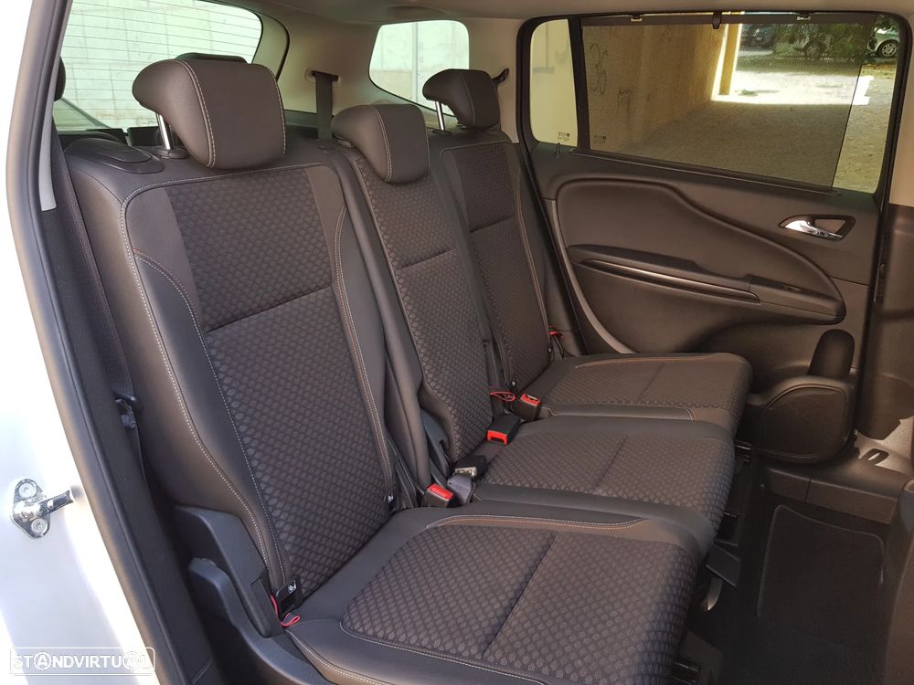 Opel Zafira 1.6 CDTi Innovation S/S - 42