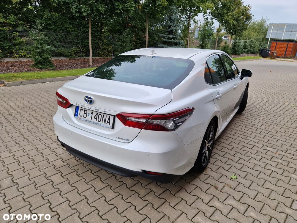 Toyota Camry 2.5 Hybrid Executive CVT - 12