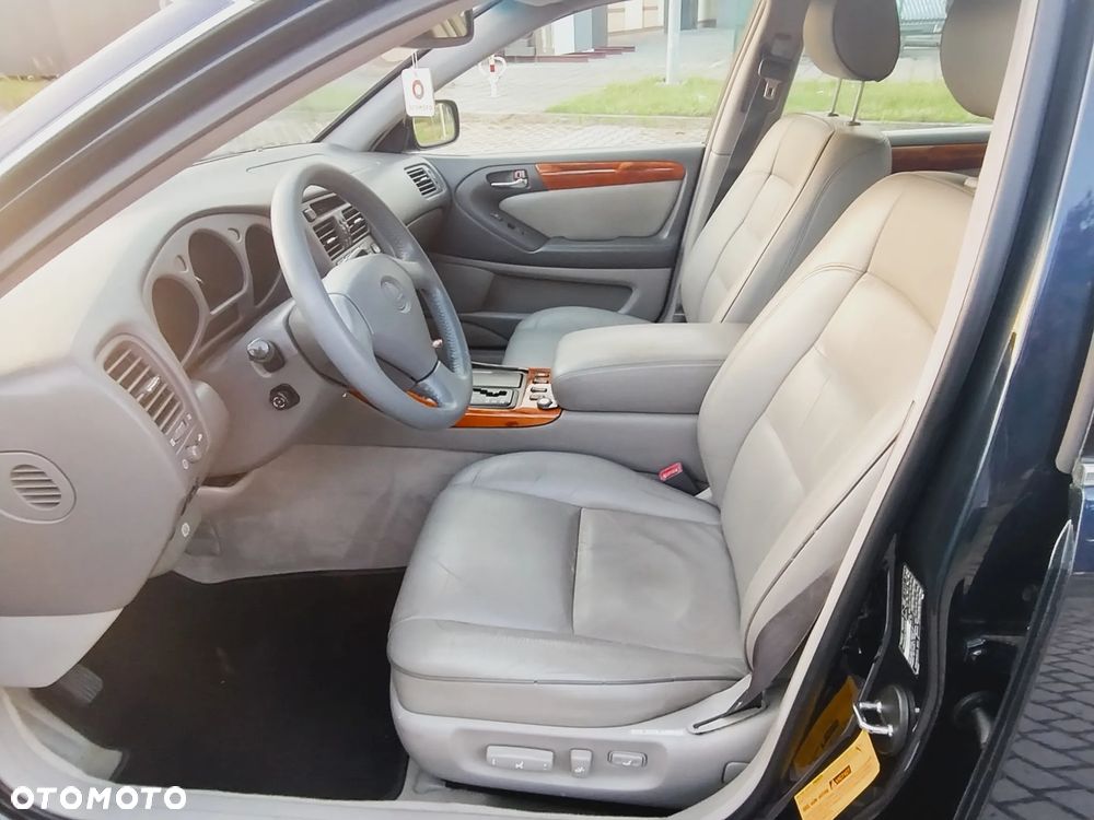 Lexus GS 300 - 9
